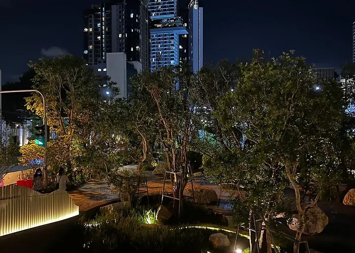 Stunning Downtownplace Amazing Cityview In Satorn